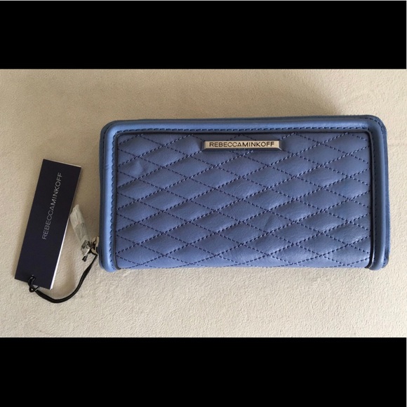 Rebecca Minkoff Handbags - NWT Rebecca Minkoff Quilted Ava Zip Leather Wallet